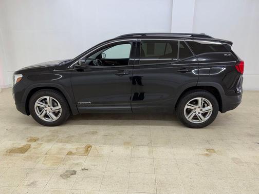 Ebony Twilight Metallic 2018 GMC Terrain SLE