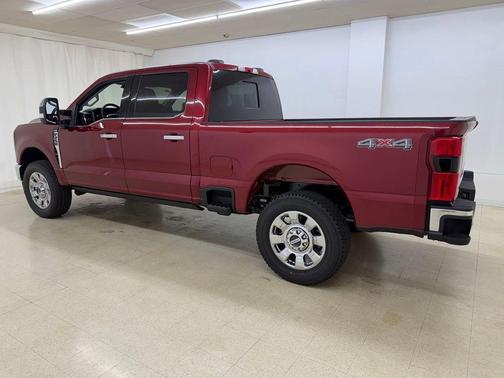 Ruby Red Metallic Tinted Clearcoat 2027 Ford F-250