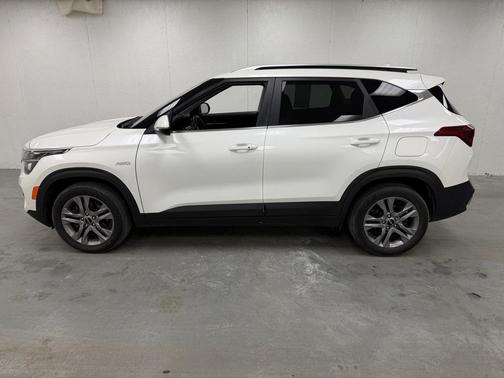 2022 Kia Seltos S