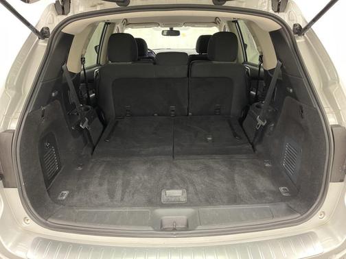 2020 Nissan Pathfinder SV 4WD