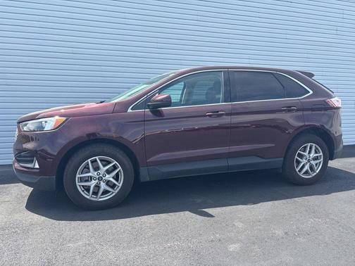 Burgundy Velvet Metallic Tinted Clearcoat 2024 Ford Edge SEL