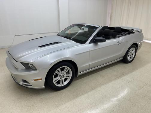 2014 Ford Mustang V6