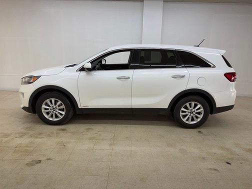Snow White Pearl 2020 Kia Sorento LX