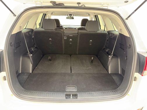 Snow White Pearl 2020 Kia Sorento LX