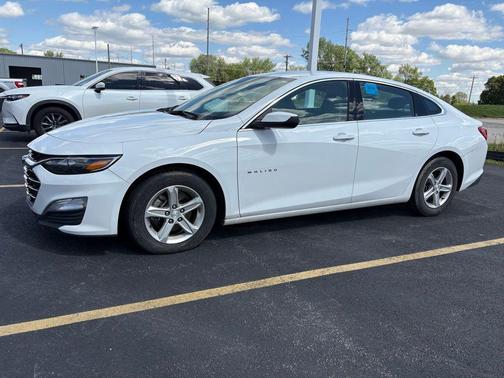 Summit White 2019 Chevrolet Malibu 1LS