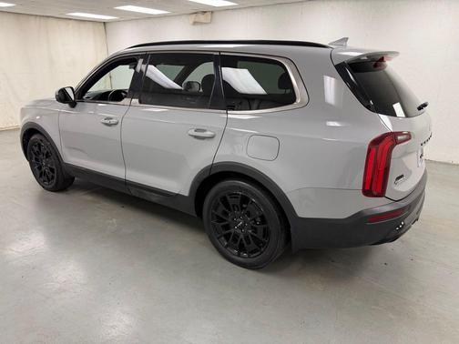 Wolf Gray 2022 Kia Telluride SX