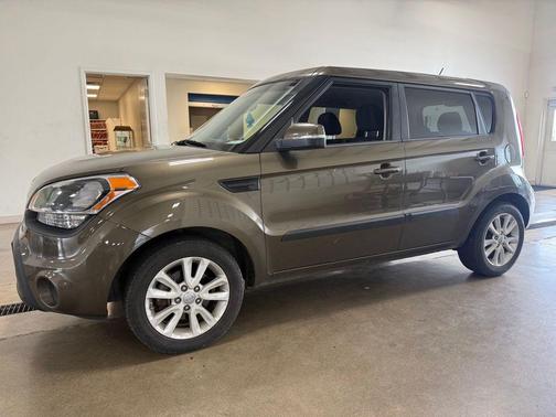 Moss 2012 Kia Soul +