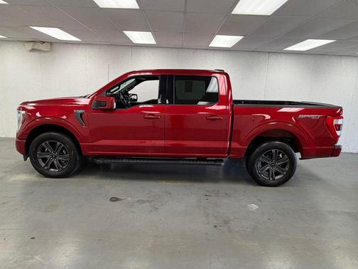 Rapid Red Metallic Tinted Clearcoat 2023 Ford F-150 Lariat