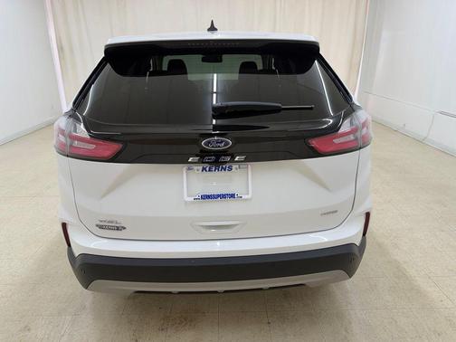 Oxford White 2024 Ford Edge SEL