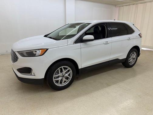 Oxford White 2024 Ford Edge SEL
