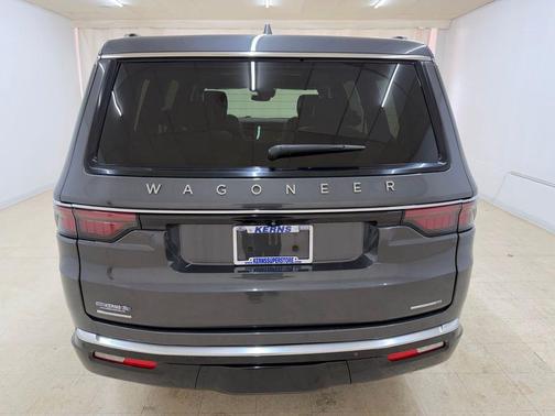 2022 Jeep Wagoneer Series III 4x4