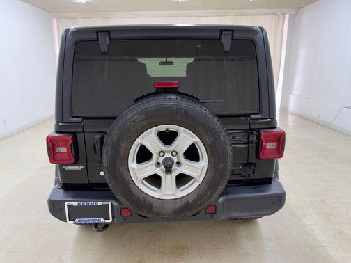 Black Clearcoat 2019 Jeep Wrangler Unlimited Sport