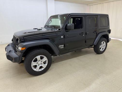Black Clearcoat 2019 Jeep Wrangler Unlimited Sport