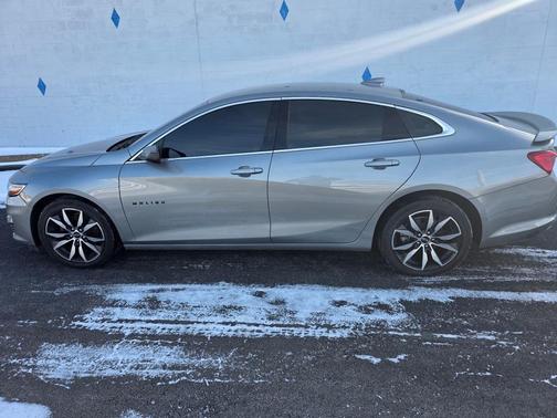 2023 Chevrolet Malibu FWD RS