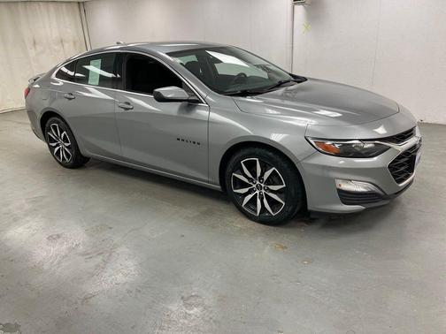 2023 Chevrolet Malibu FWD RS