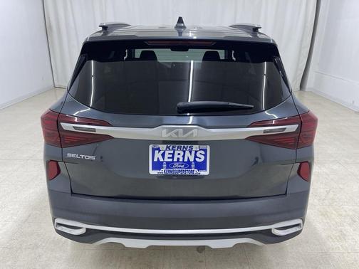 2023 Kia Seltos EX
