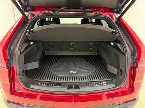 Infrared Tintcoat 2021 Cadillac XT4 Premium Luxury