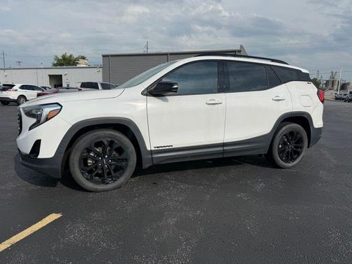 Summit White 2020 GMC Terrain SLT