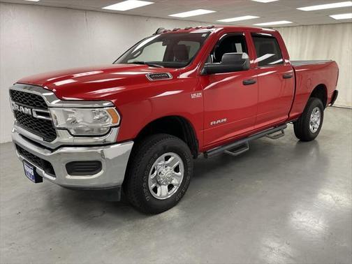 2021 RAM 2500 Tradesman Crew Cab 4x4 6'4' Box