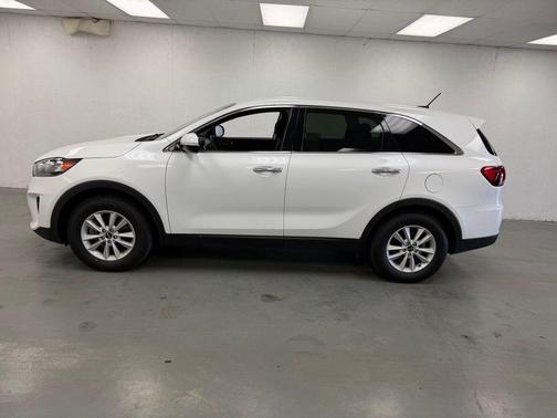 Snow White Pearl 2020 Kia Sorento L