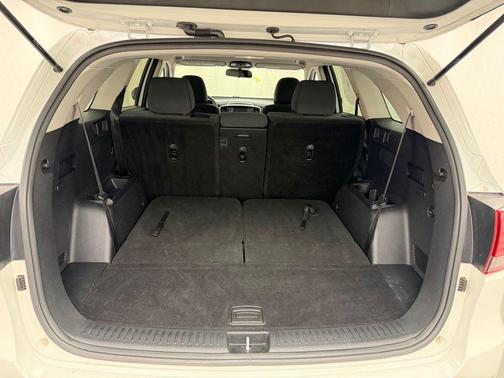 Snow White Pearl 2020 Kia Sorento L