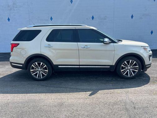 Platinum Dune Metallic Tri-Coat 2018 Ford Explorer Platinum
