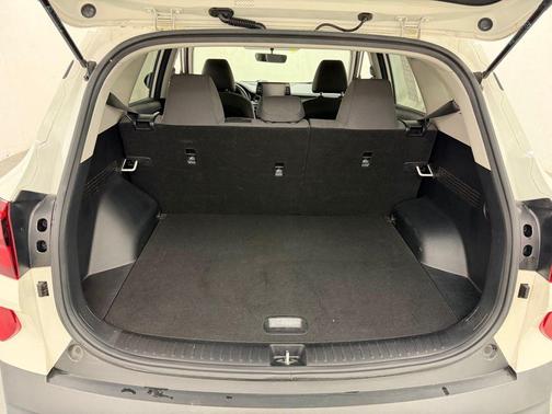 Snow White Pearl 2021 Kia Seltos LX