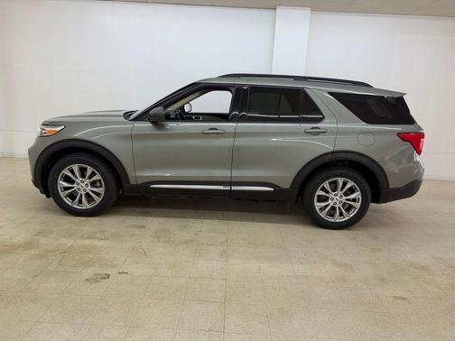 Silver Spruce Metallic 2020 Ford Explorer XLT