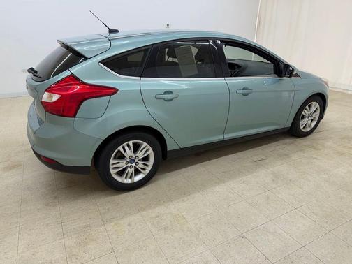 Frosted Glass 2012 Ford Focus SEL