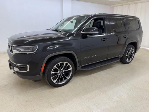 Diamond Black Crystal Pearlcoat 2022 Jeep Wagoneer Series II 4x4