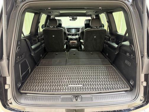 Diamond Black Crystal Pearlcoat 2022 Jeep Wagoneer Series II 4x4