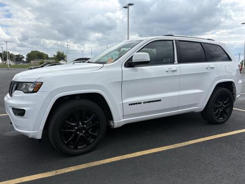 2019 Jeep Grand Cherokee Altitude