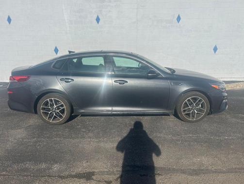 Mosaic Black Metallic 2019 Chevrolet Malibu LT