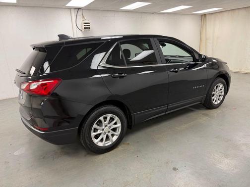 Mosaic Black Metallic 2021 Chevrolet Equinox 1LT