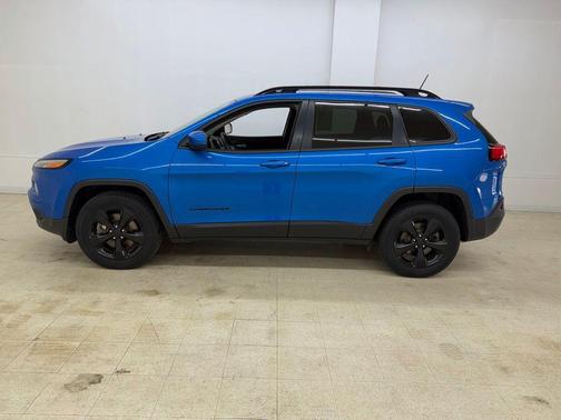Hydro Blue Pearlcoat 2018 Jeep Cherokee Latitude