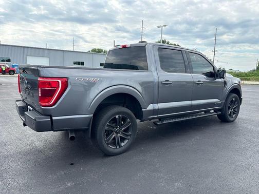 Carbonized Gray Metallic 2021 Ford F-150 XLT