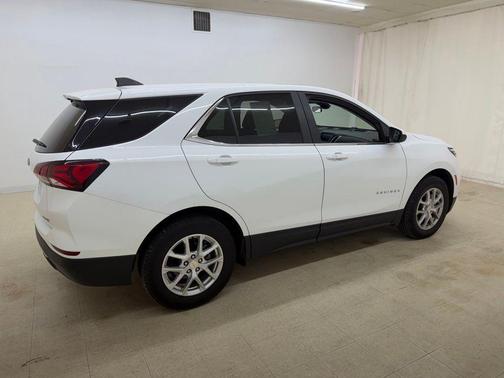 Summit White 2022 Chevrolet Equinox 1LT