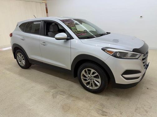 Molten Silver 2018 Hyundai TUCSON SE