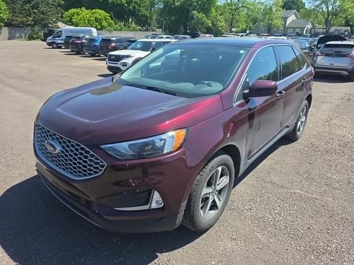 Burgundy Velvet Metallic Tinted Clearcoat 2024 Ford Edge SEL