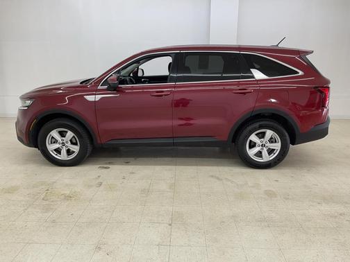 2022 Kia Sorento LX