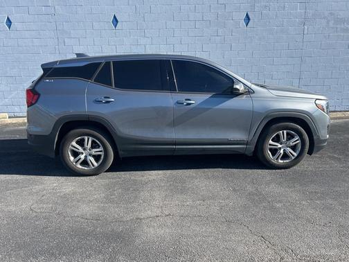 2020 GMC Terrain SLE