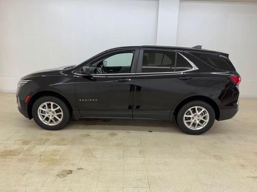 Mosaic Black Metallic 2022 Chevrolet Equinox 1LT