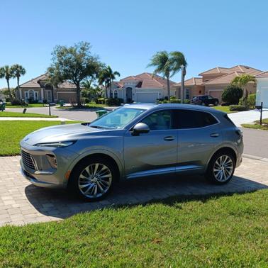 2025 Buick Envision Avenir AWD