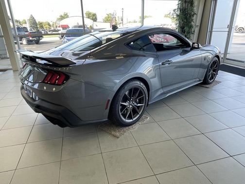 2025 Ford Mustang Dark Horse Fastback