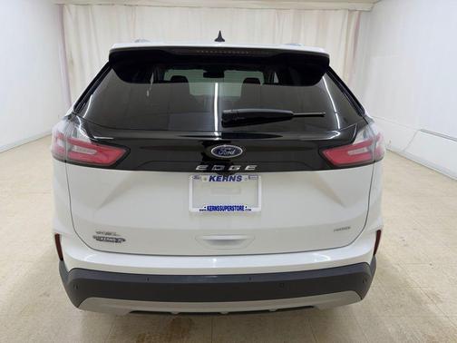 Oxford White 2024 Ford Edge SEL