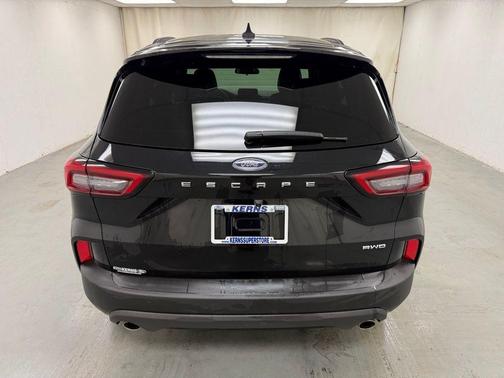 Agate Black Metallic 2025 Ford Escape ST-Line Select