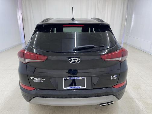 2017 Hyundai TUCSON Night