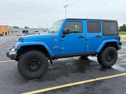 Hydro Blue Pearl Coat 2014 Jeep Wrangler Unlimited Freedom Edition