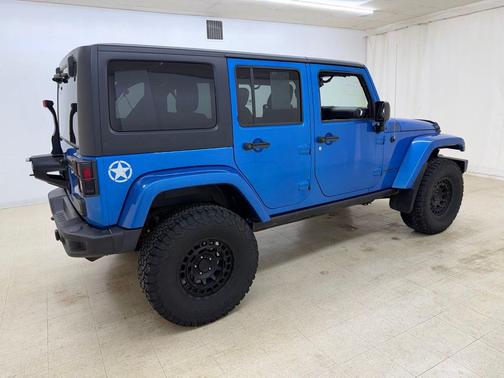 Hydro Blue Pearl Coat 2014 Jeep Wrangler Unlimited Freedom Edition