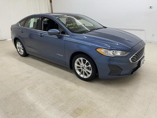 2019 Ford Fusion Hybrid SE